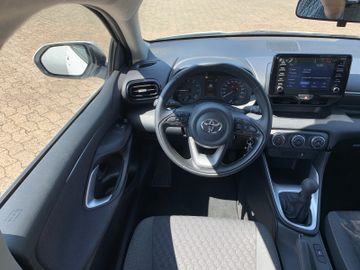 Toyota Yaris - 4
