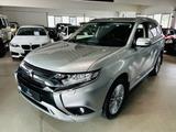 Mitsubishi Outlander PHEV Basis 4WD *Shz*Ahk*Tempomat* - Mitsubishi Outlander in Hagen