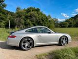 Porsche 997 Carrera 4 Coupé Carrera - silberne Porsche 997