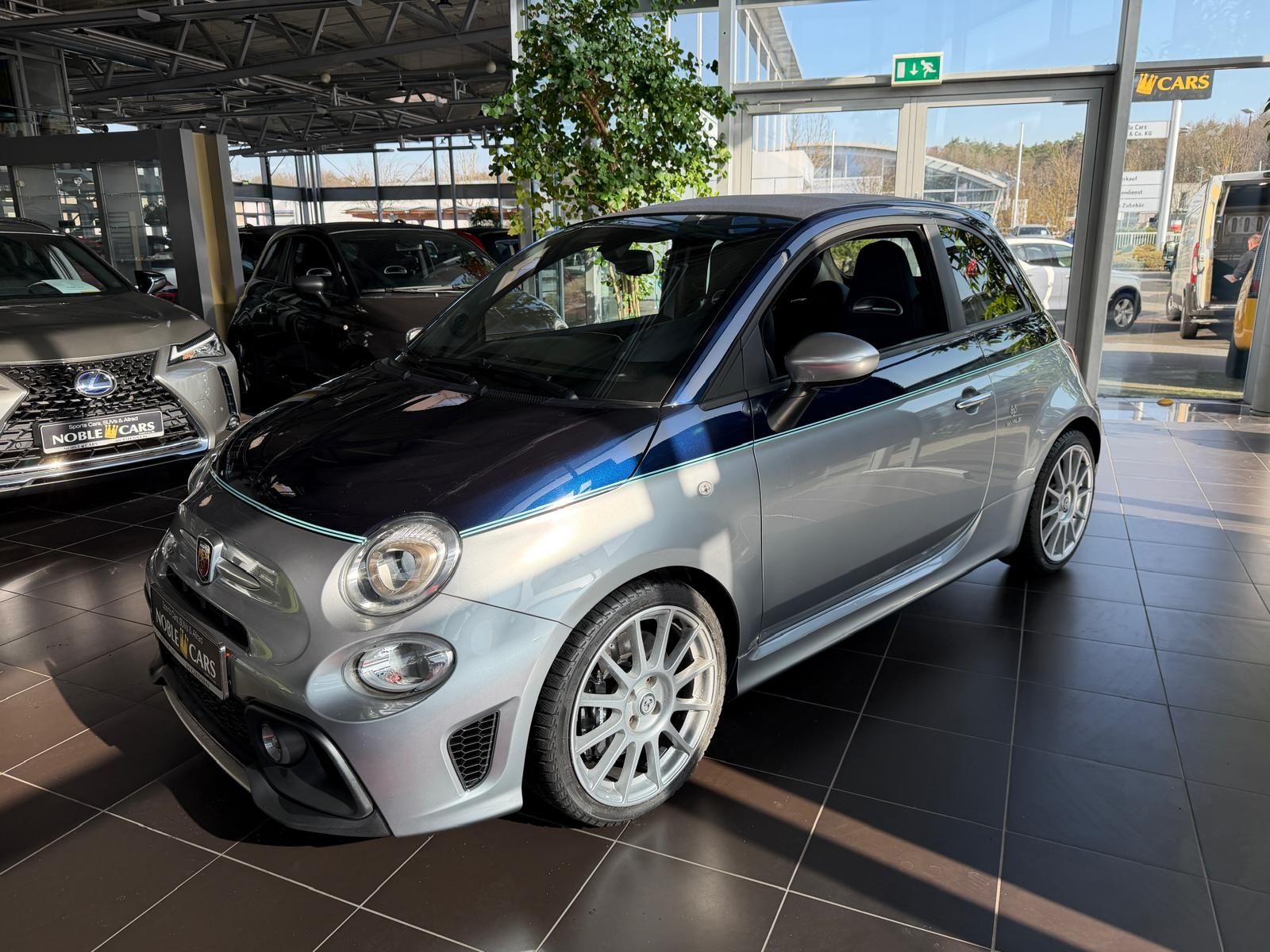 Fahrzeugabbildung Abarth 695C Rivale Navi KLIMA Mahagoni Optik ALU