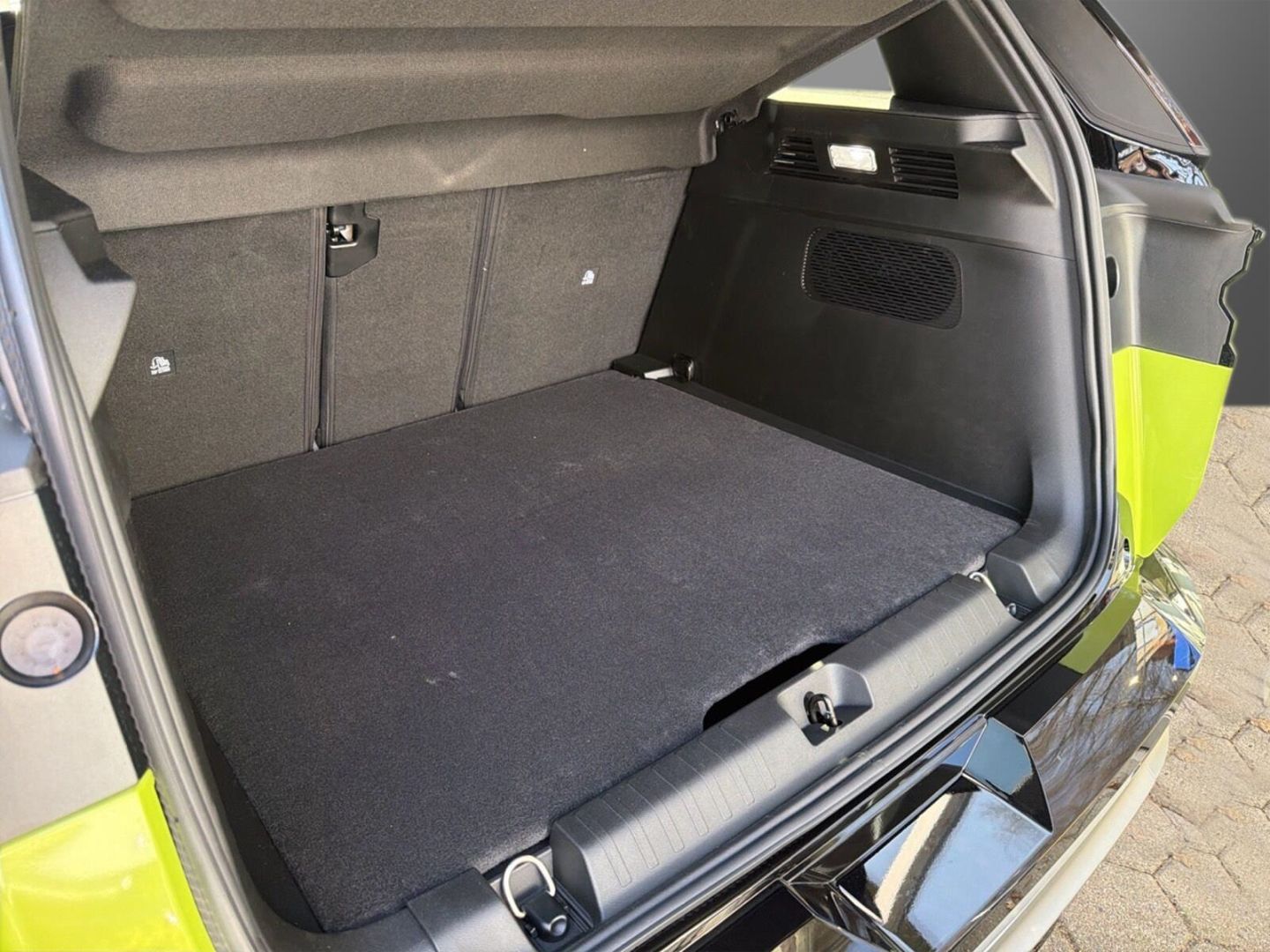 Fahrzeugabbildung Jeep Compass NEW MY26-First Edition-eHybrid-Voll