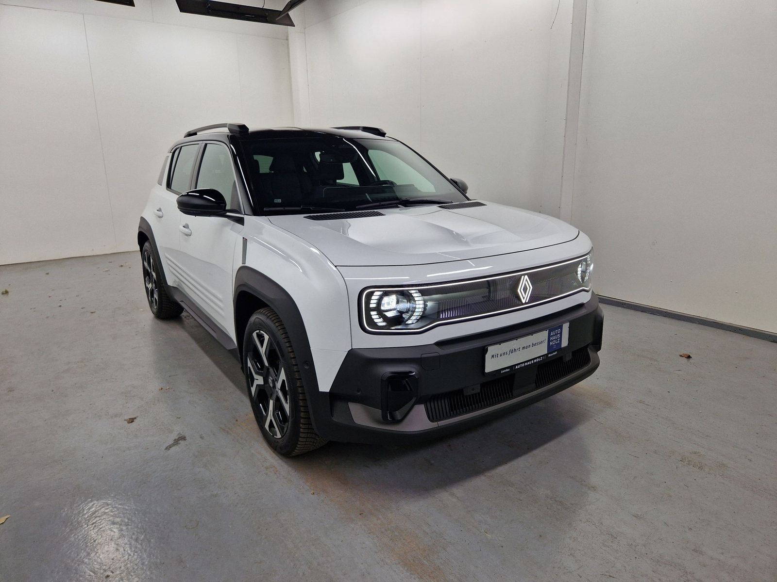RENAULT R 4 E-Tech Techno 150 Comfort Range – Bild 5