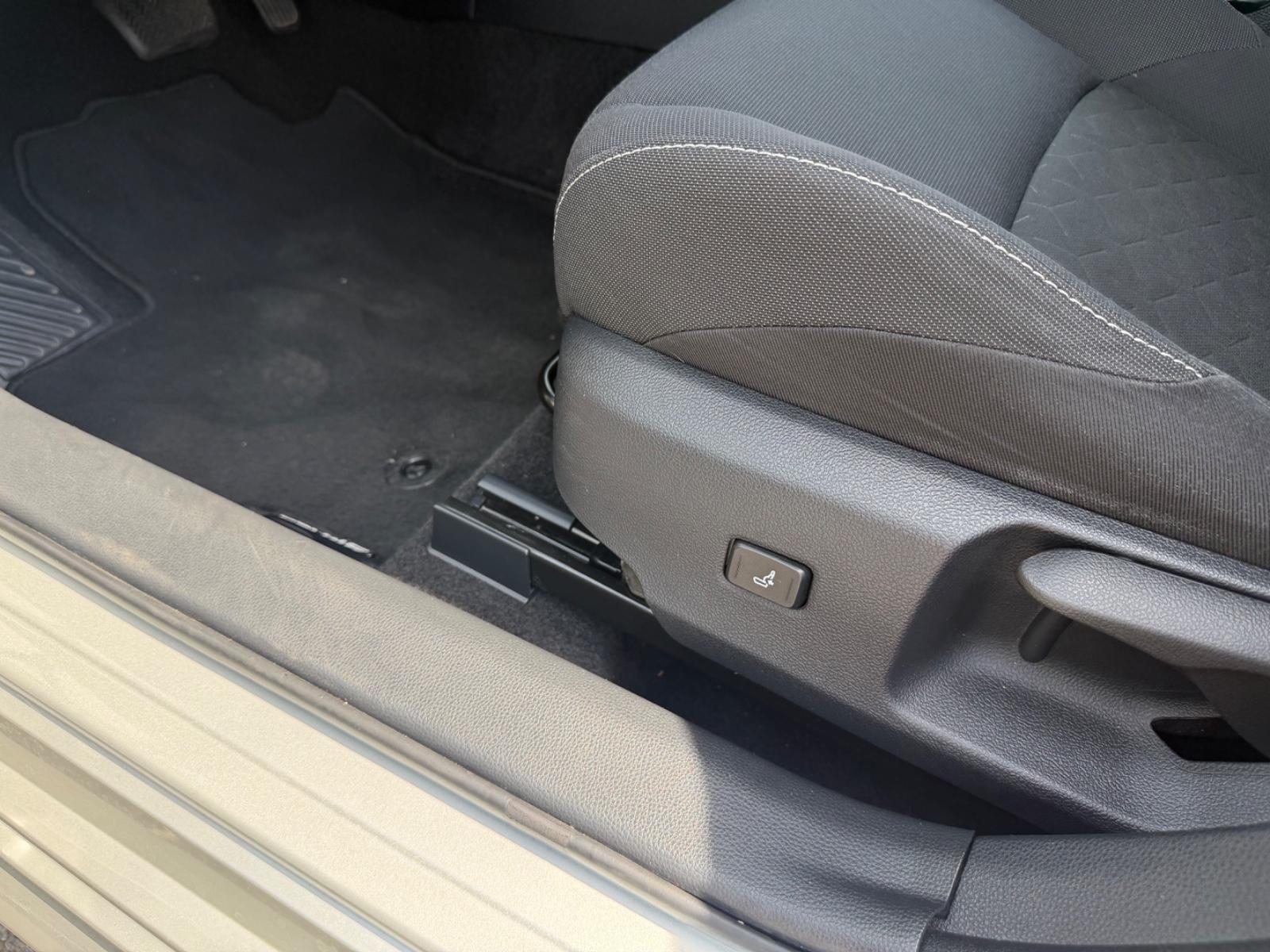Suzuki Swace 1.8 Hybrid Comfort+LED 2.H Navi Kamera AHK