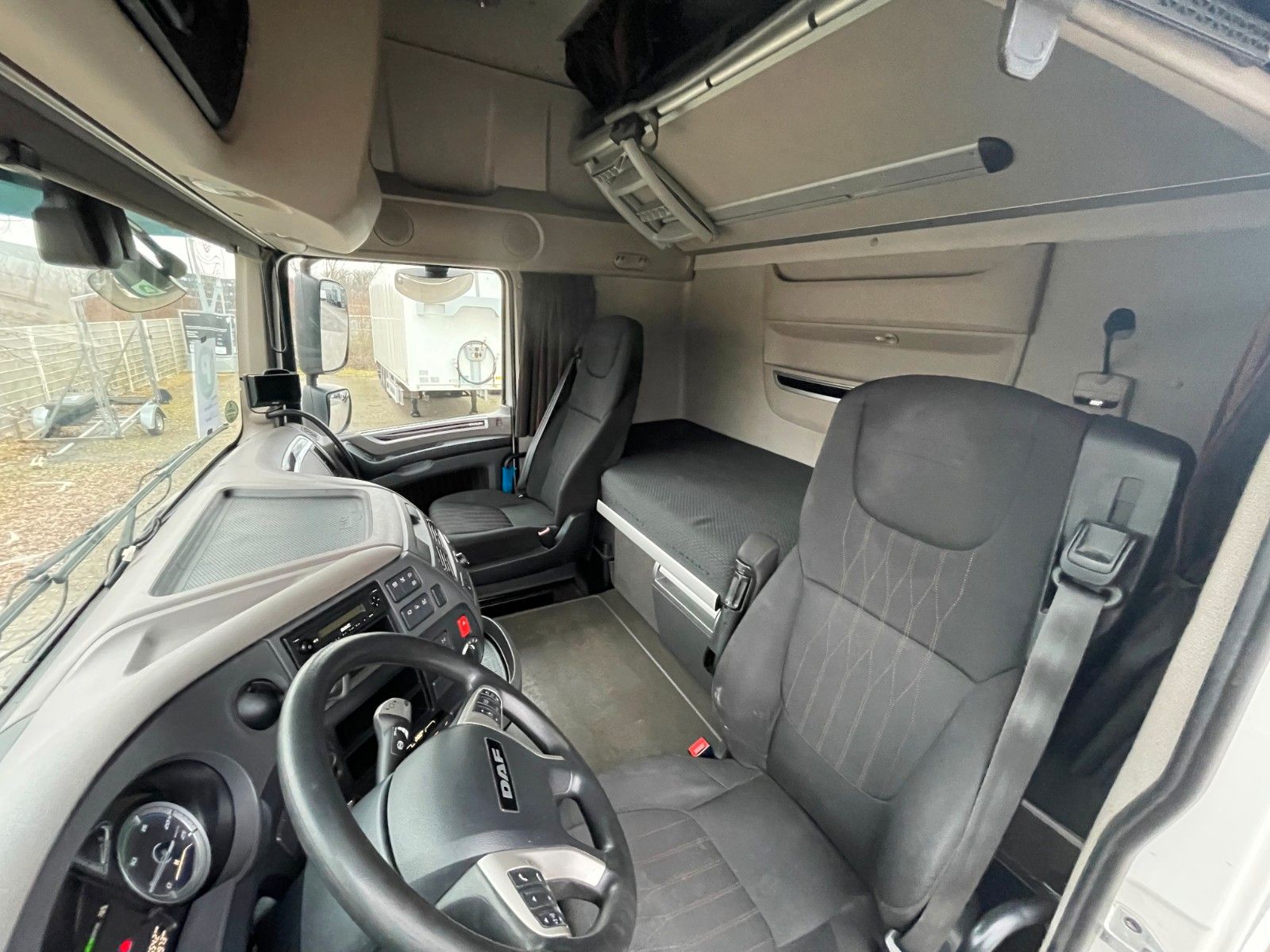 Fahrzeugabbildung DAF FT XF 480 SSC