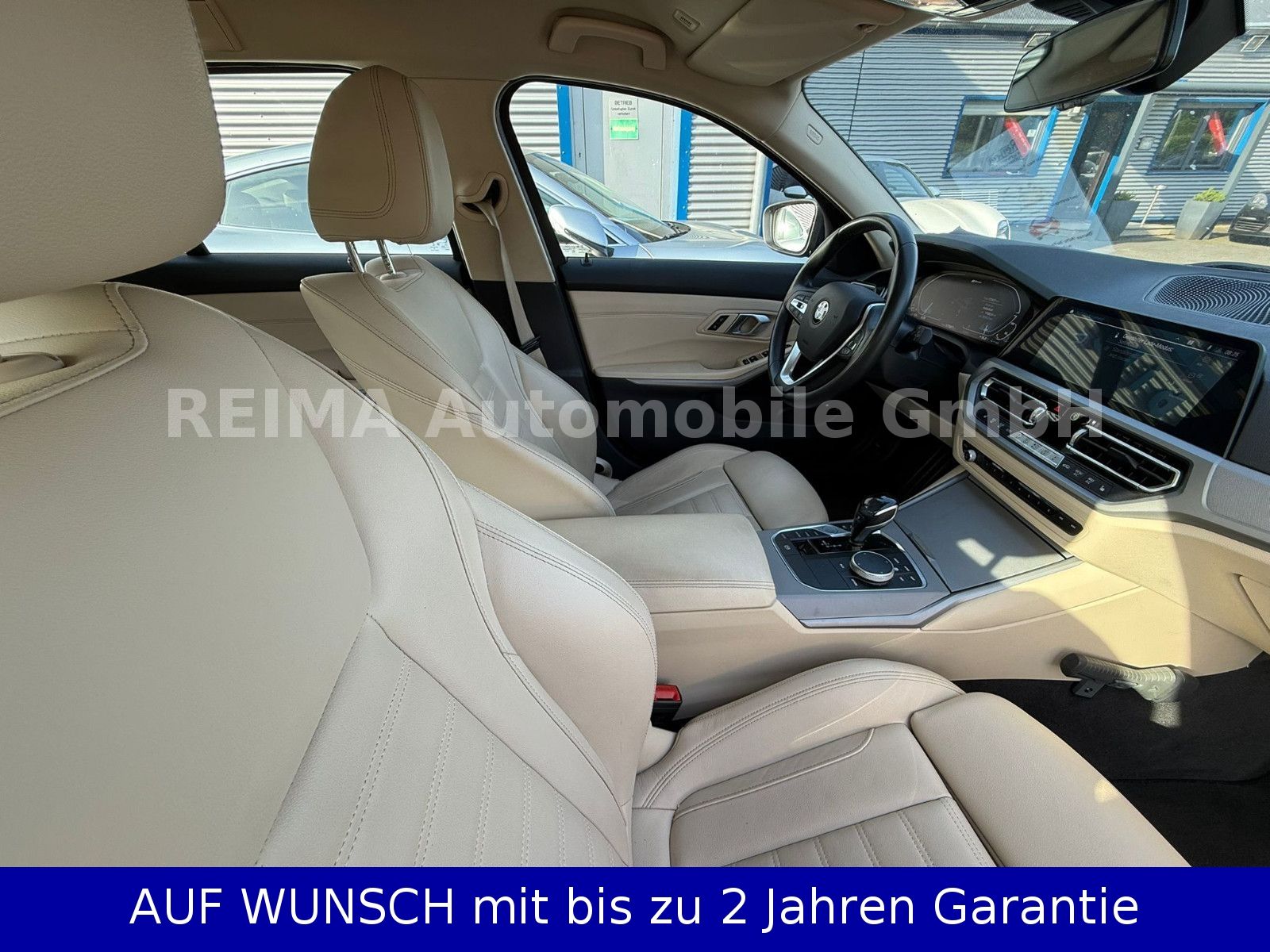 Fahrzeugabbildung BMW 330 e Touring Individual, LED, Leder, AHK