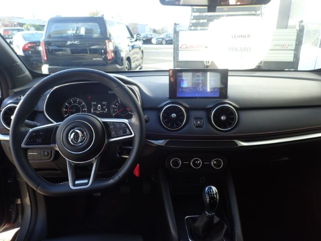 Fahrzeugabbildung DFSK Fengon 500 1.5 R-Cam Leder Licht+Regensensor DAB