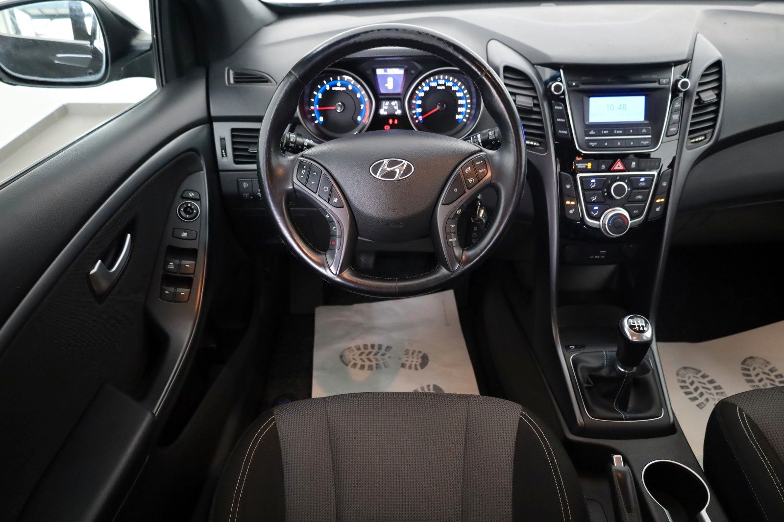 Fahrzeugabbildung Hyundai i30 blue Passion SH,PDC,8 fach bereift