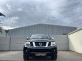 Nissan Navara 2,5 dCI Pickup Double Cab PLATINUM 4X4 - Nissan Navara: 2.5