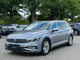 Volkswagen Passat Variant 2.0 TDI R-Line °Pano°StdHz°360° - Volkswagen Passat: 3.0