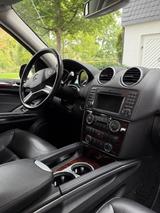 Mercedes-Benz GL 450 CDI 4MATIC - - schwarze Mercedes-Benz GL 450
