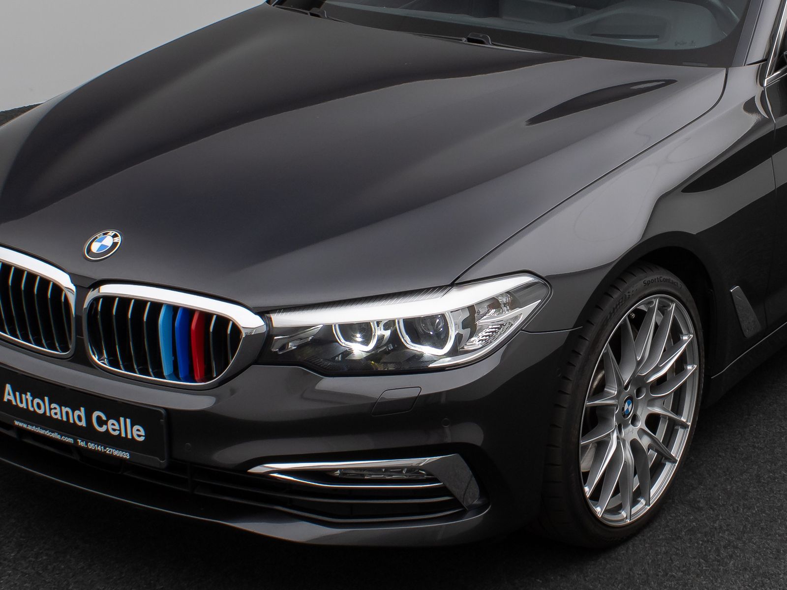Fahrzeugabbildung BMW 540i xD Luxury Line Panorama Kamera HUD DAB H/K