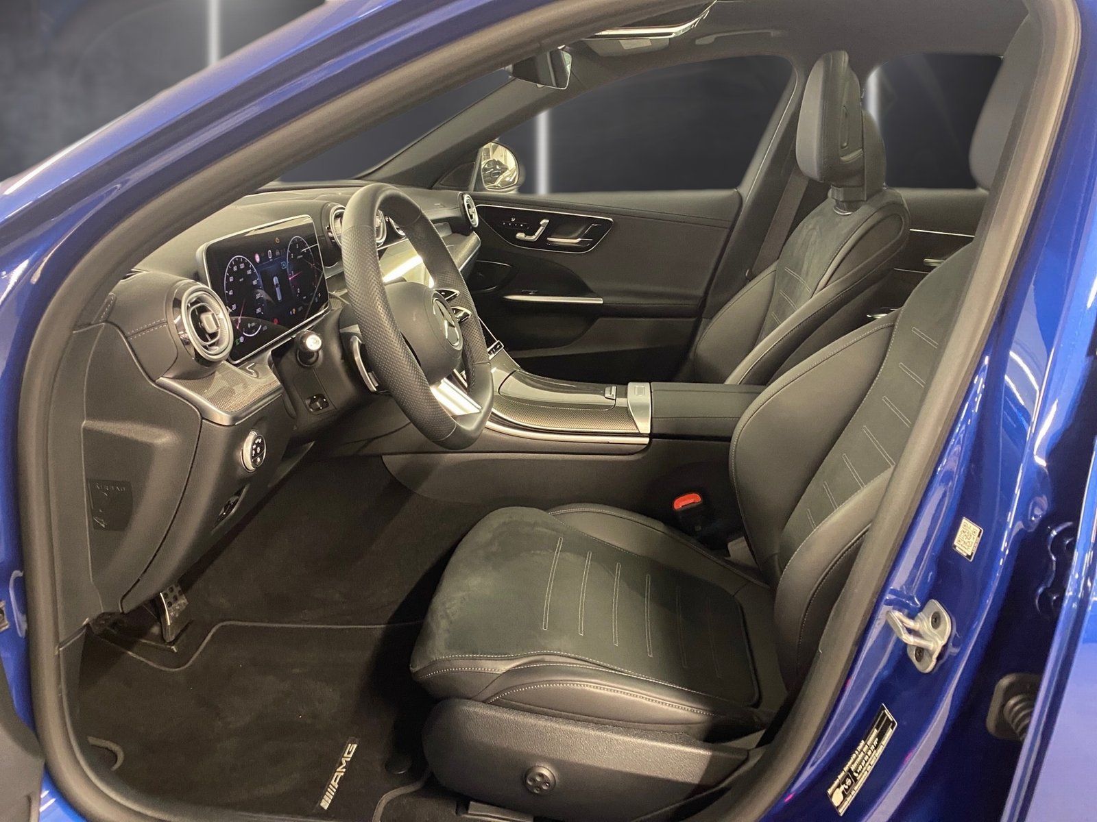 Fahrzeugabbildung Mercedes-Benz C 300 T d AMG*AHK*Pano*Distro*Totwink*SOUND*Memo