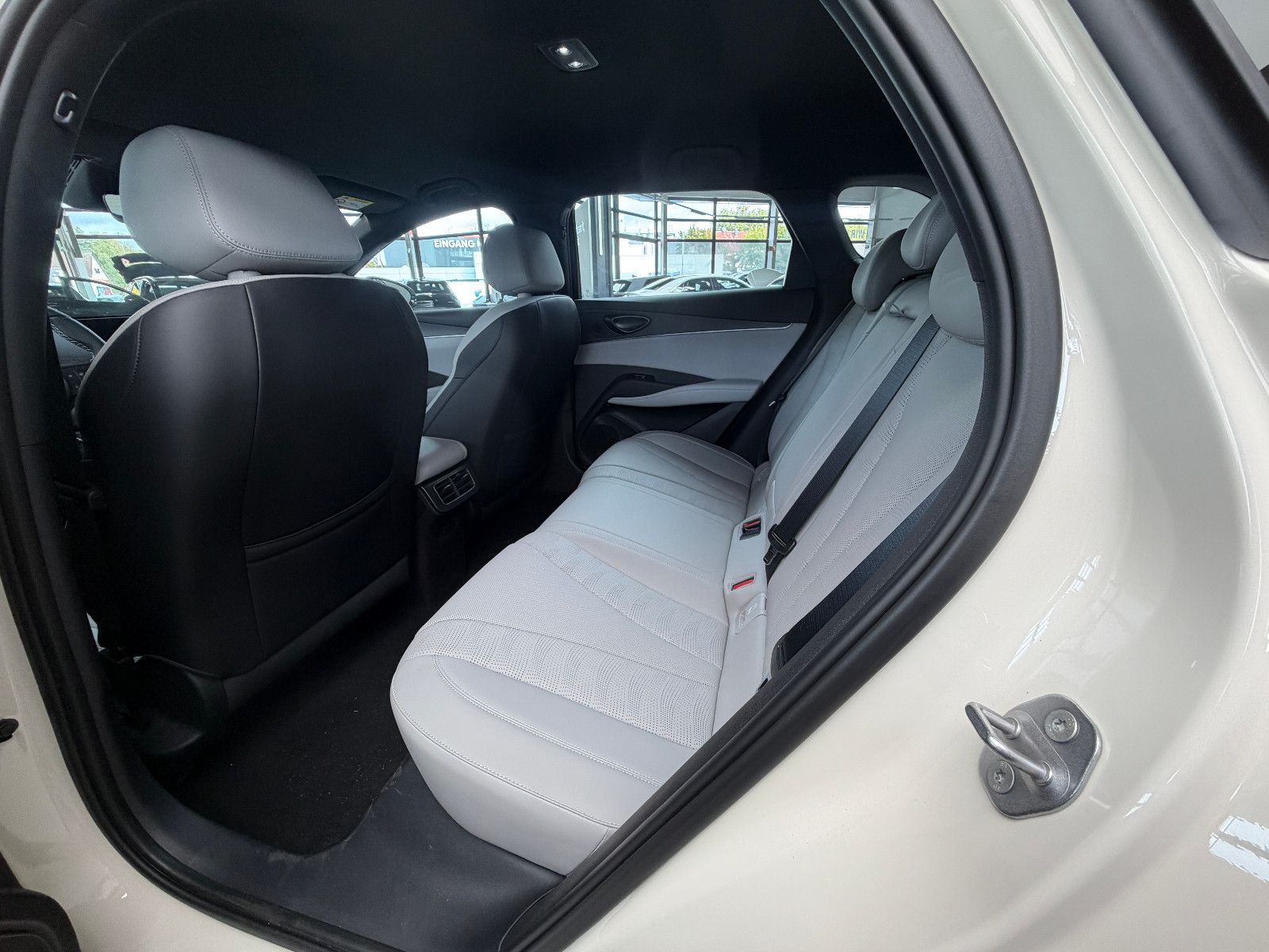 BYD SEAL 6