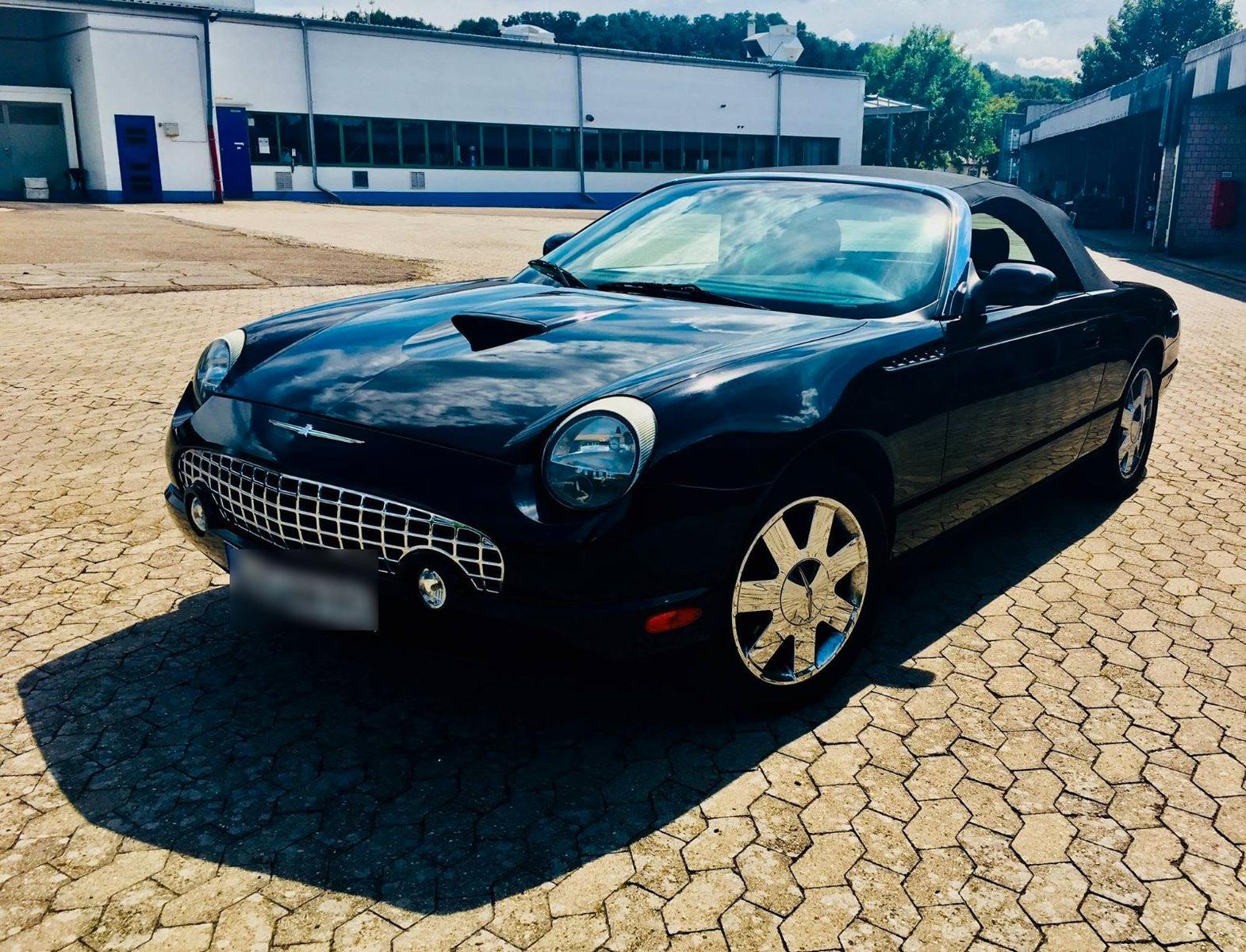 Ford Thunderbird