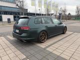 Volkswagen Golf R Variant  Performanc 512 PS - Volkswagen Golf: Schwarz, Variant