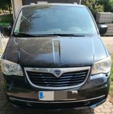 Lancia Voyager 2.8 MultiJet 16v S Automatik S Xenon  - Lancia Voyager von privat