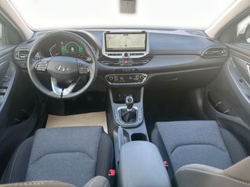 Hyundai i30 1.0 T-GDI 48V TREND + NAVIGATION + SMART KEY
