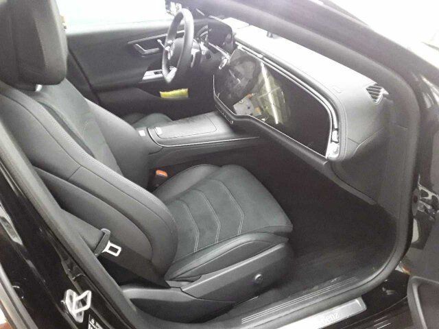 Fahrzeugabbildung Mercedes-Benz E 450 d AMG Advan+ HYPER Pano FahrAssi KeyGo 20"