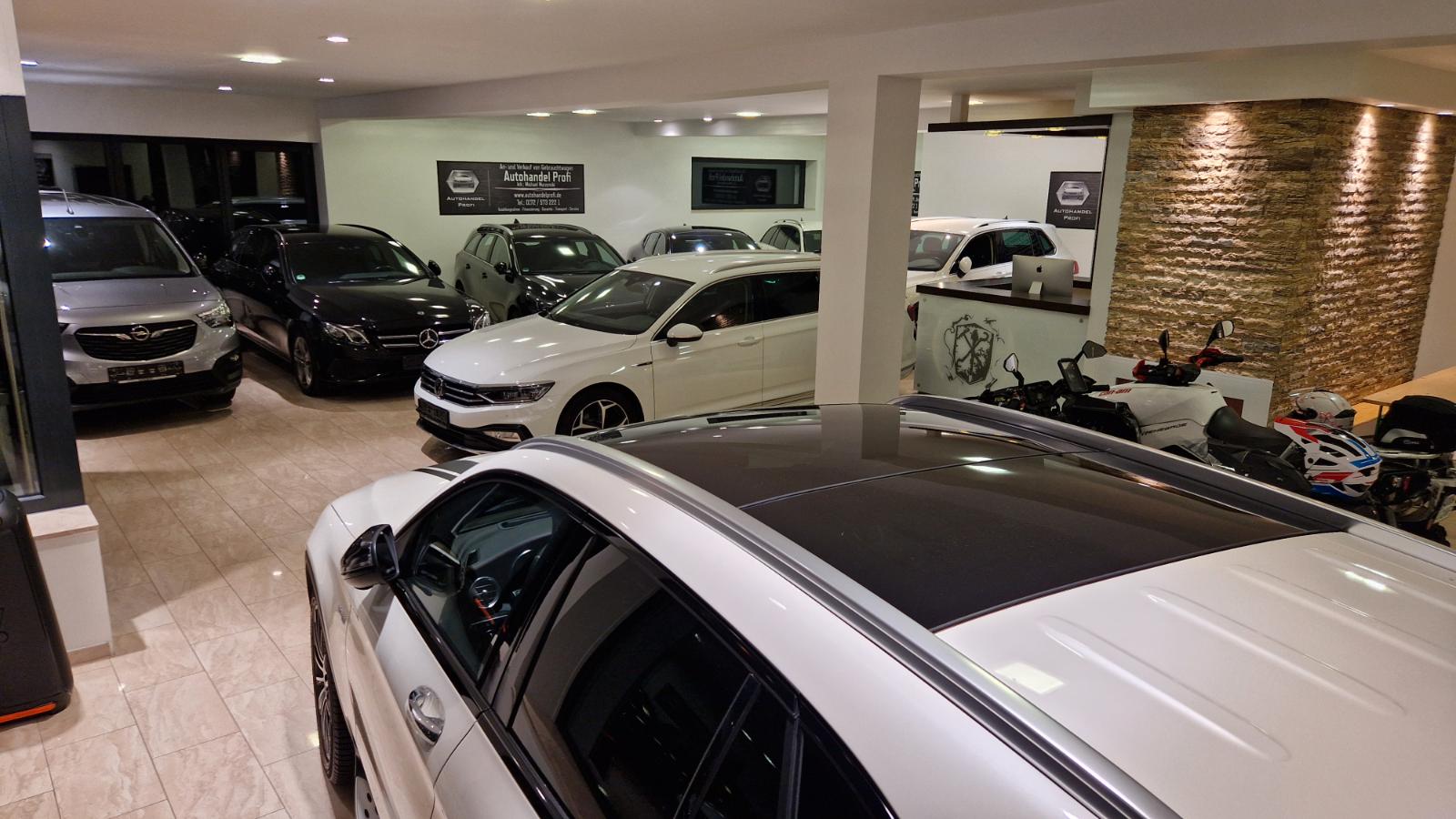showroom-image-main