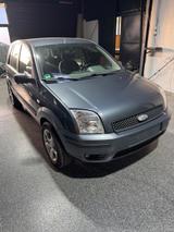 Ford Fusion 1.4 16V Elegance Elegance - Ford Fusion Elegance mit Benzin-Antrieb