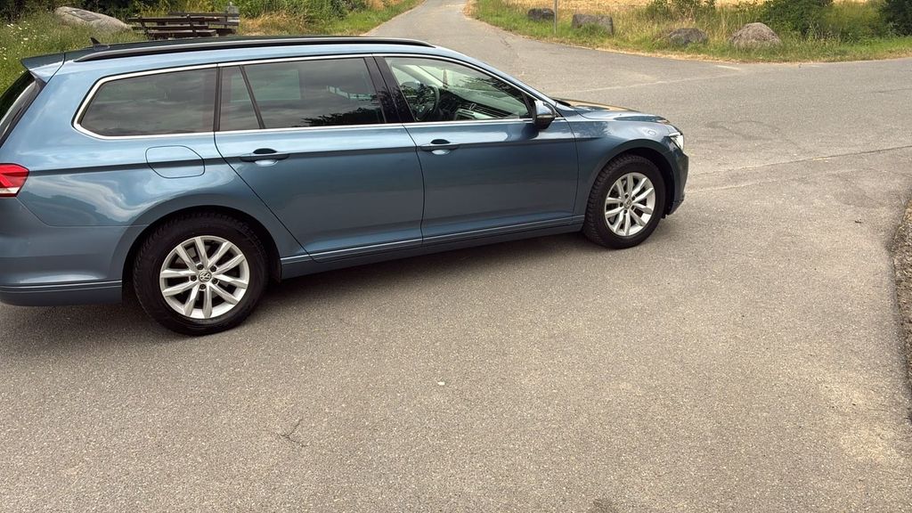 Image of Volkswagen Passat Variant