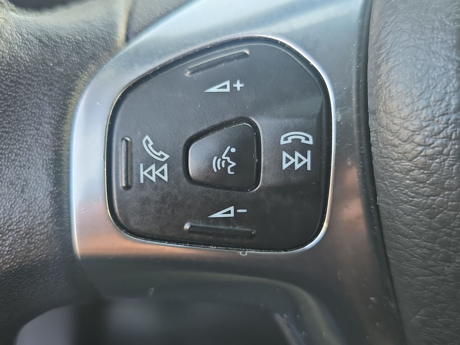 Fahrzeugabbildung Ford EcoSport Trend/KLIMA/RÜCKFAHRKAMERA