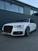 Audi A4 Avant 2.0TDI *Motor Neu* Sport Plus - Audi A4: Motor