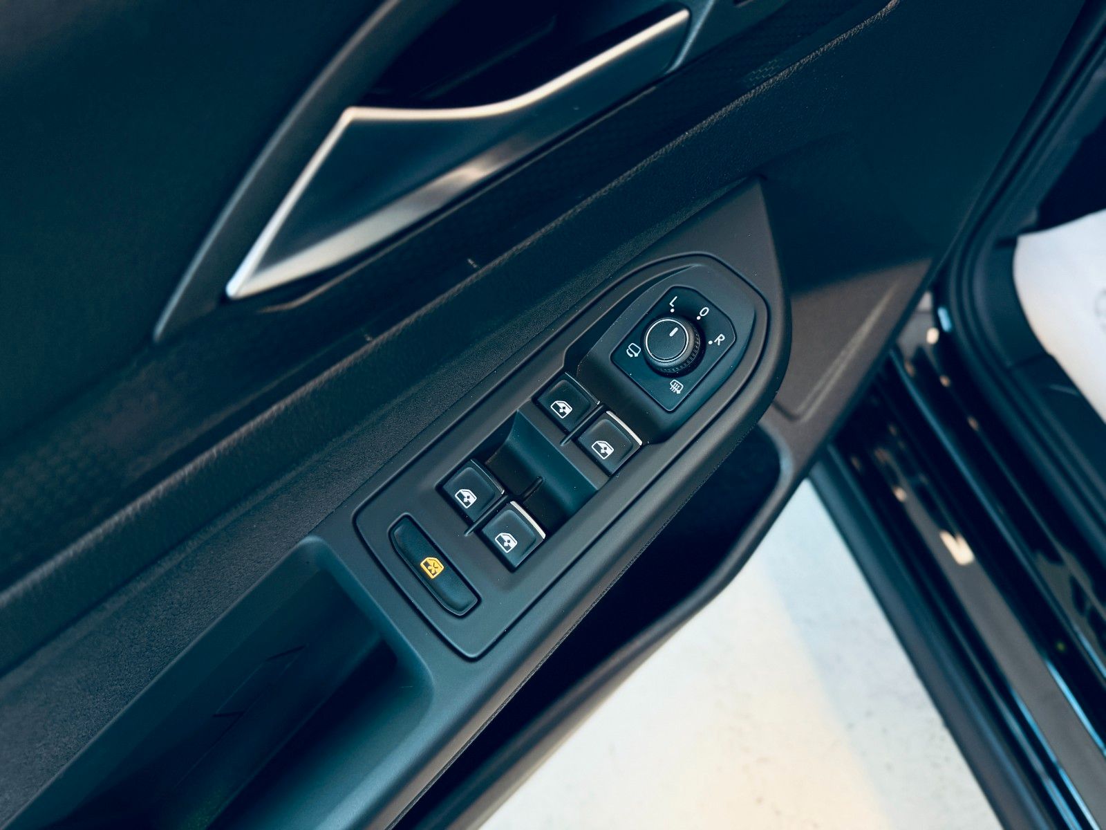 Volkswagen Golf VIII Lim. GTI Clubsport IQ/PANO/H-K/ACC/KAM foto 12