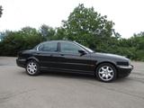 Jaguar X-Type V6 3.0i Allrad*Touch Navi*Kein Tüv - Jaguar X-Type mit Benzin-Antrieb: Limousine