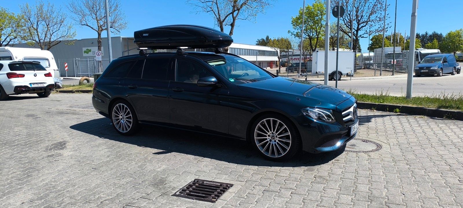 MERCEDES-BENZ E 220 d T Autom. -