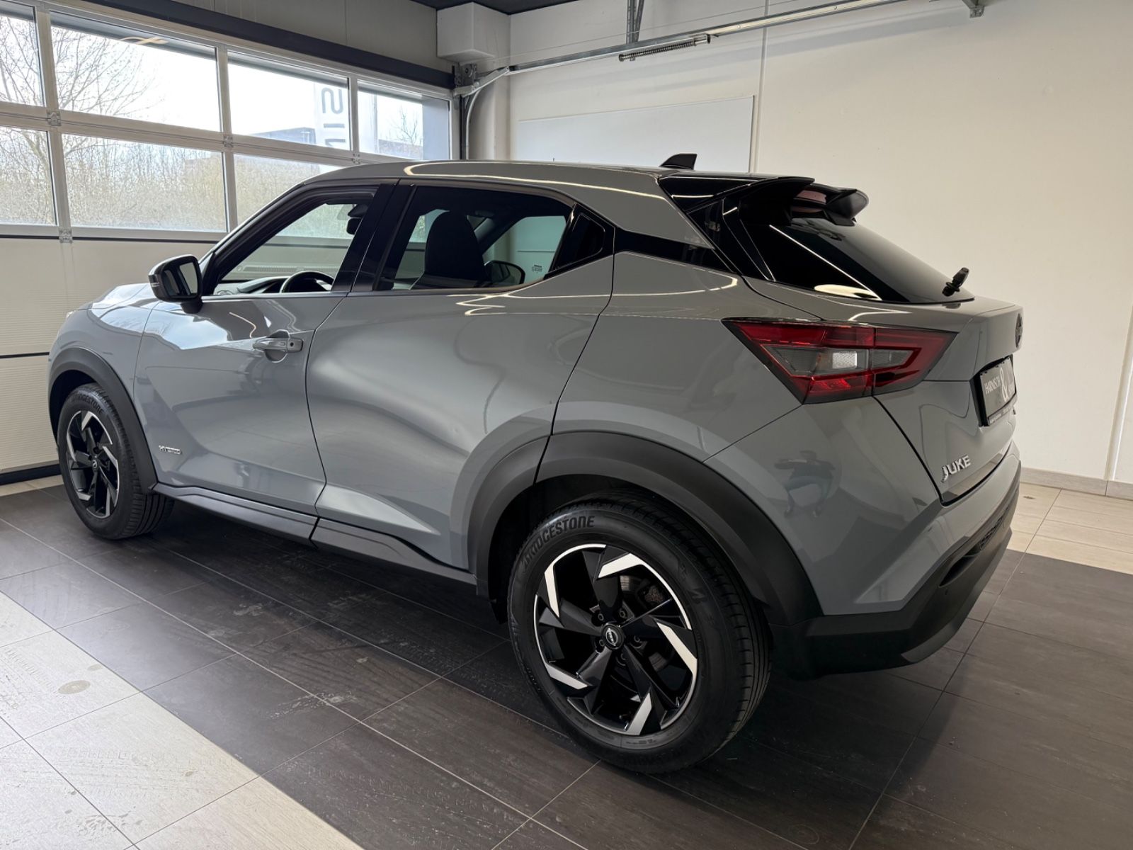 Fahrzeugabbildung Nissan Juke Hybrid N-Connecta-Klimaauto., beh.Frontsch.
