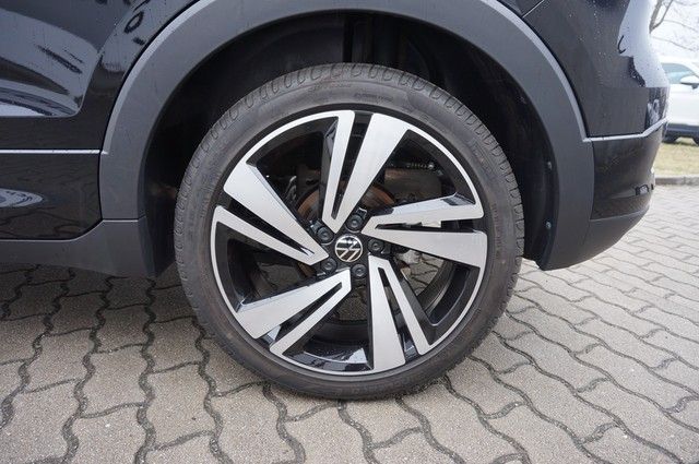 Fahrzeugabbildung Volkswagen T-Cross TSI Active DSG LED Navi AID ACC PDC SH