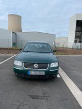 Volkswagen Passat 3bg 2,5tdi v6 - Volkswagen Passat aus 2003 mit Diesel-Antrieb: Limousine