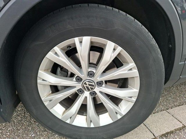 Fahrzeugabbildung Volkswagen Tiguan Life 2.0TDI DSG Navi LED ACC elekHeck