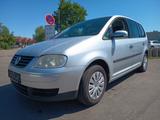 Volkswagen Touran 1.9 TDI 74kW Basis - Volkswagen Touran: Basis