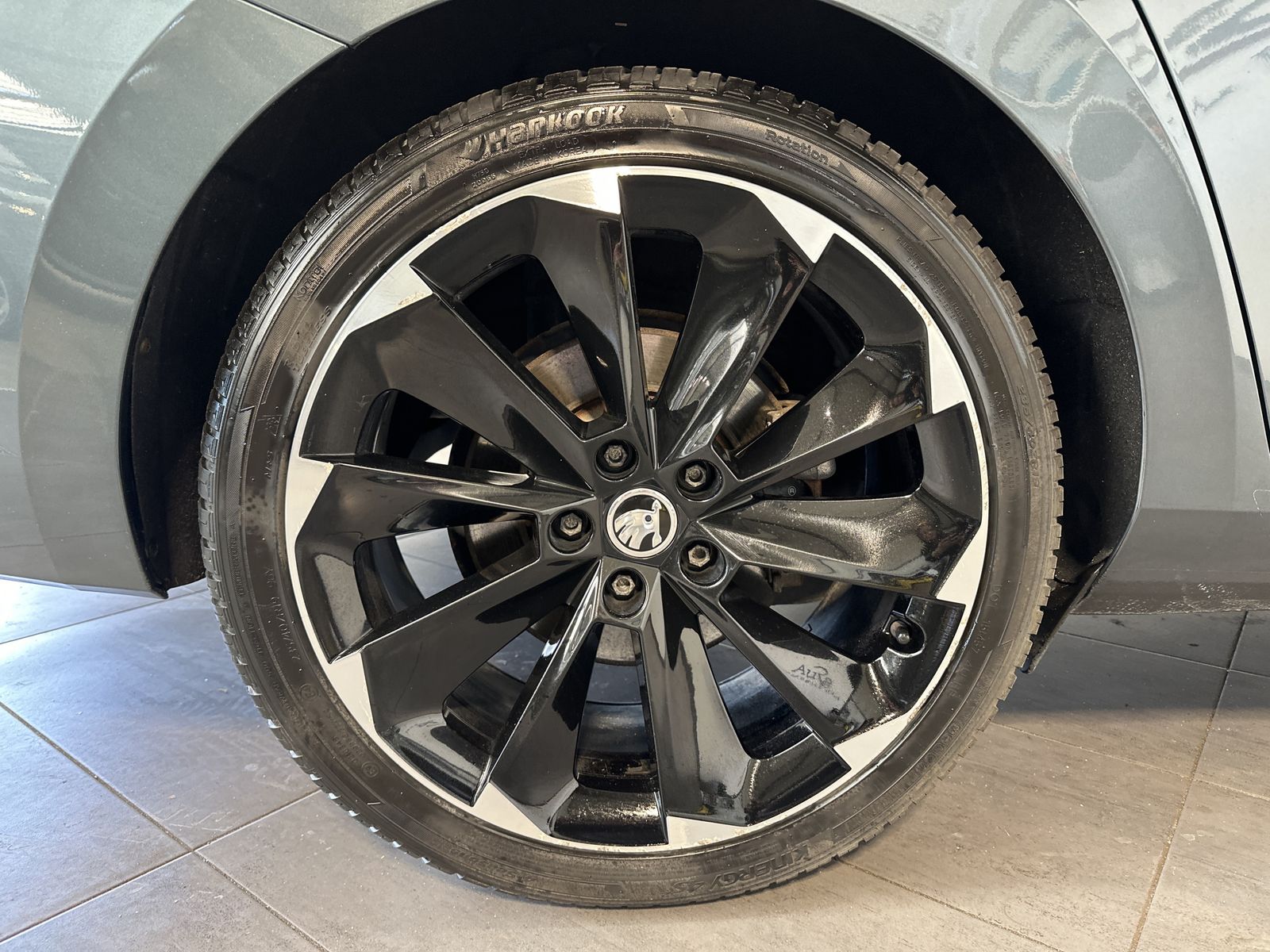 Fahrzeugabbildung SKODA Superb Combi 2.0 TDI DSG Sportline XEN+PANO+ACC+