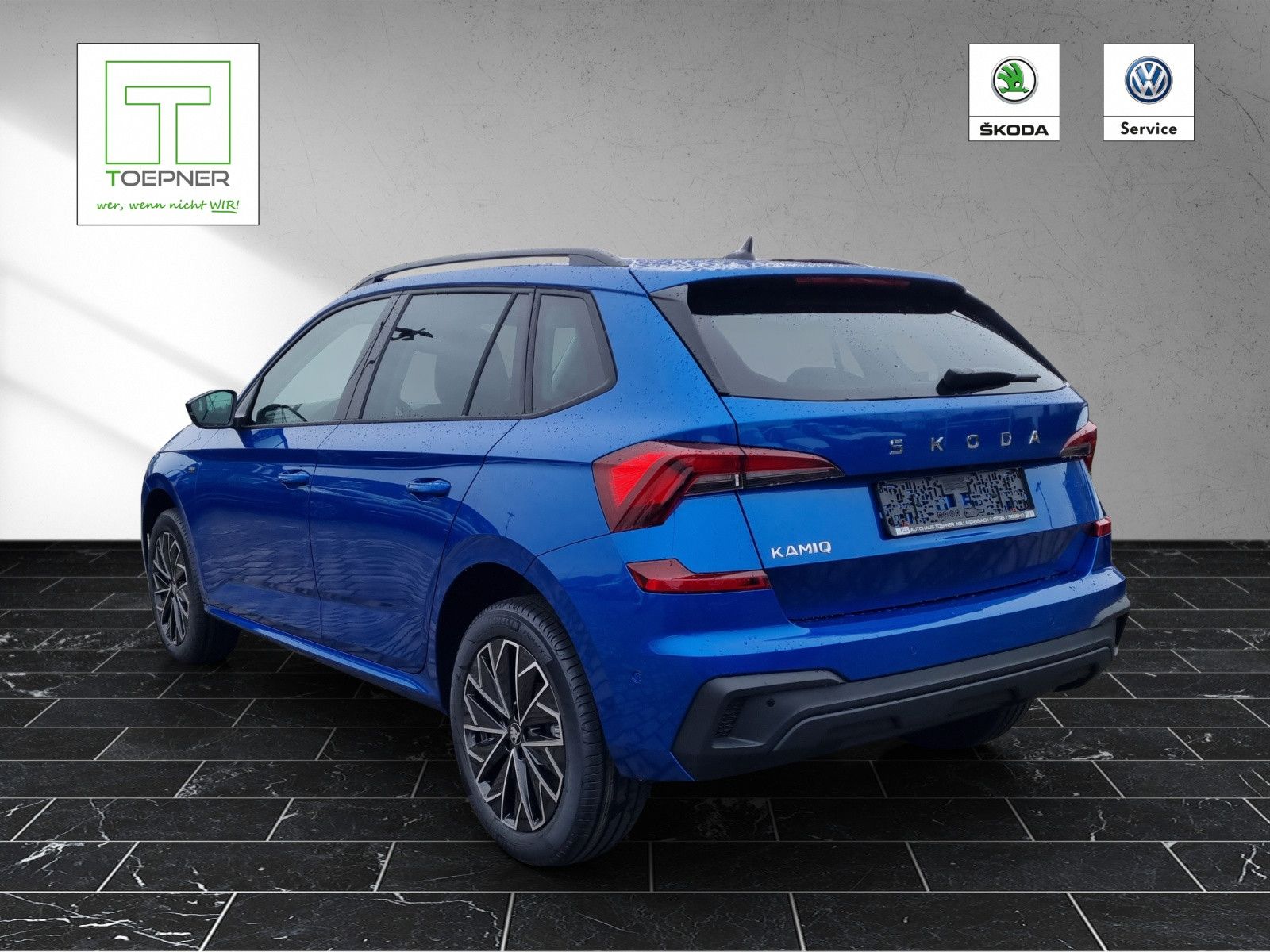 Fahrzeugabbildung SKODA Kamiq Tour 1,0 TSI 85KW/115PS DSG AHK Fahrassi+