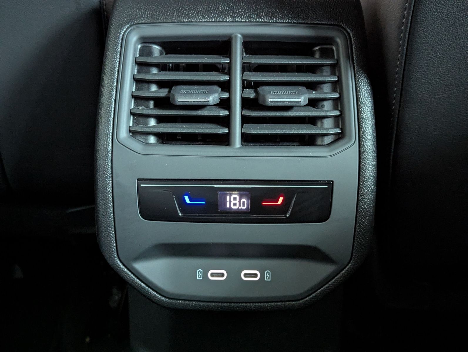 CUPRA Leon 2.0 TDI Intelligent-Dynamic-Edge-Pake Cam - Image 25