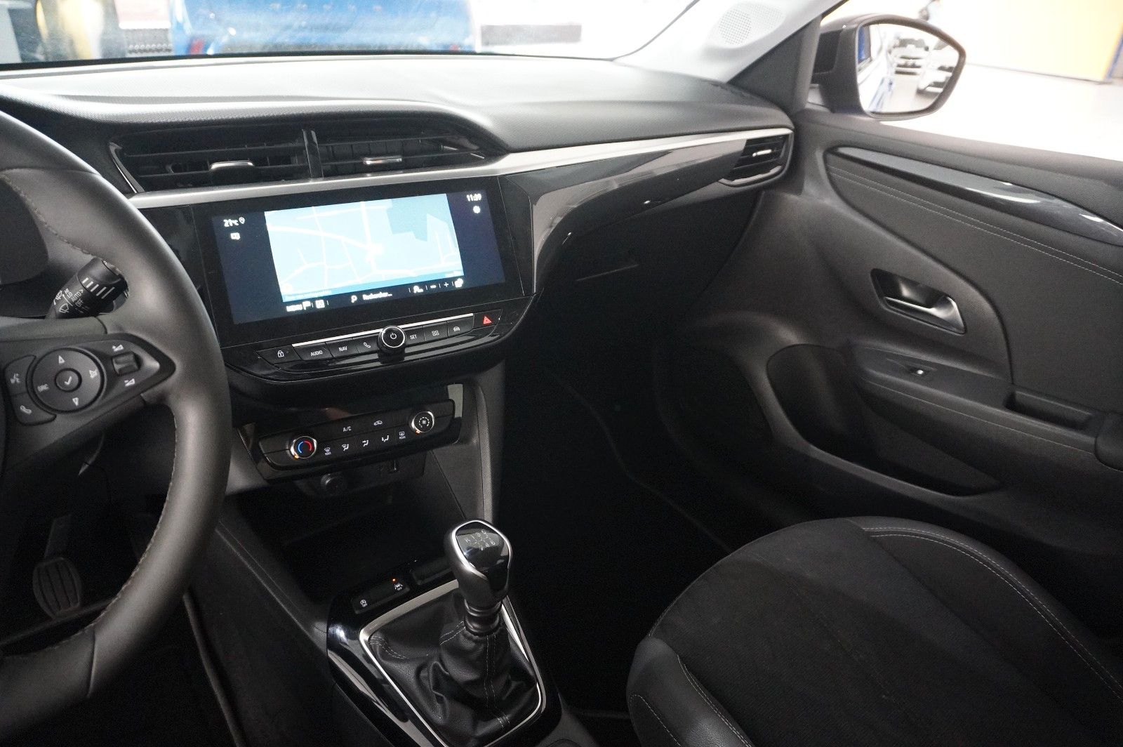 Fahrzeugabbildung Opel Corsa F 1.2T ELEGANCE NAVI/LED/SPORT/VIRTU./DAB+