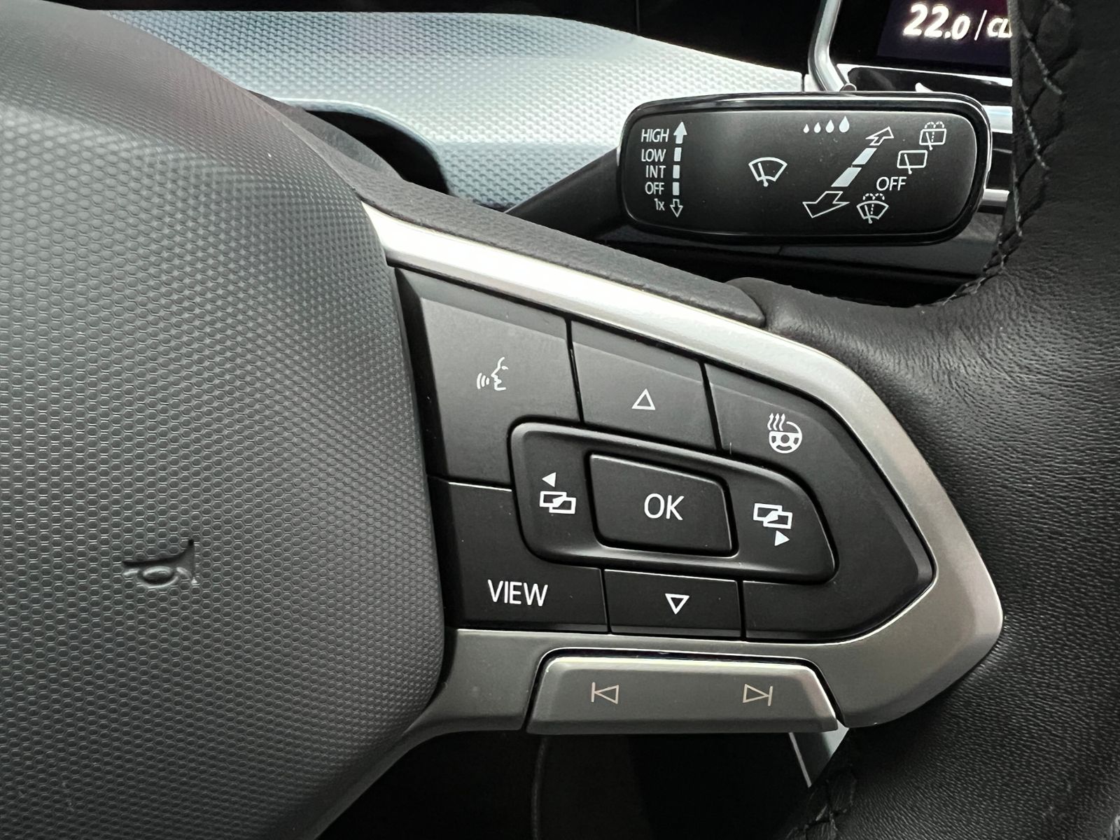 Fahrzeugabbildung Volkswagen Golf VIII GOAL 1.5 TSI *LED, App Connect, 16'-LM