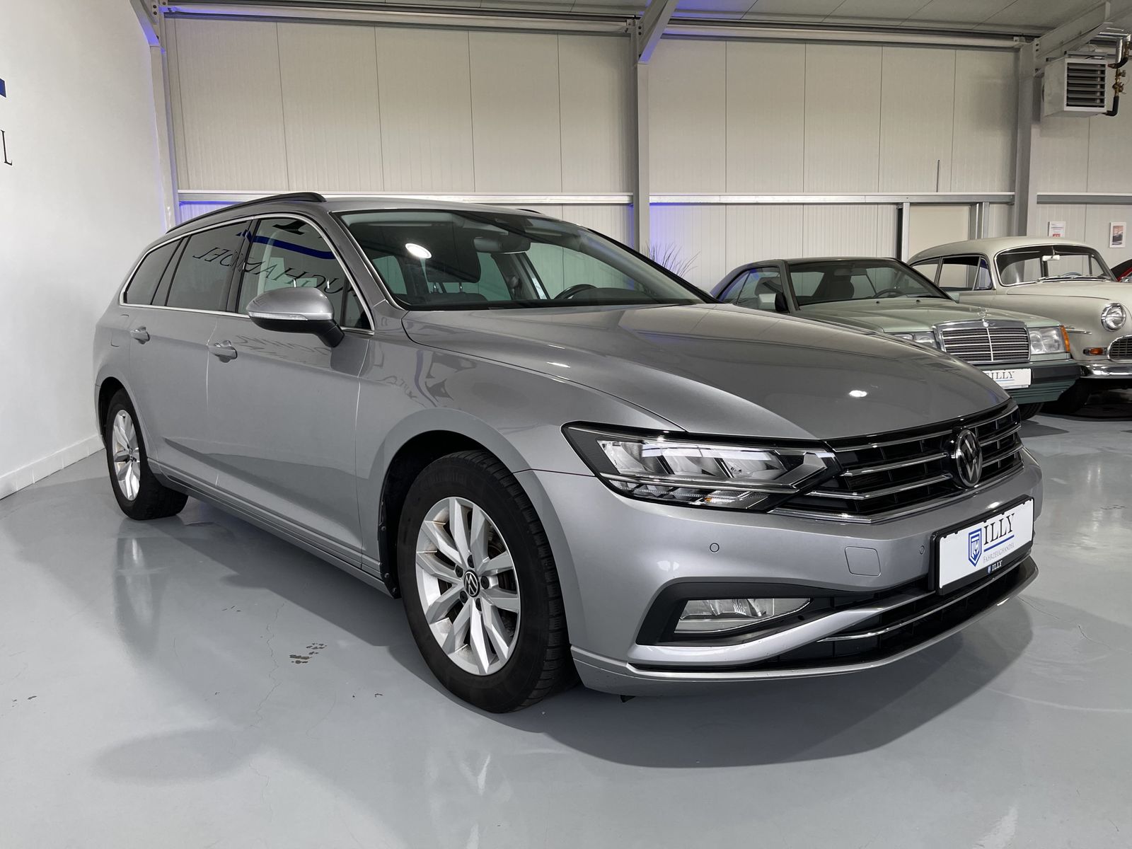 Fahrzeugabbildung Volkswagen Passat Variant 1.5 TSI*Business*Cam*LED*ACC*Spur