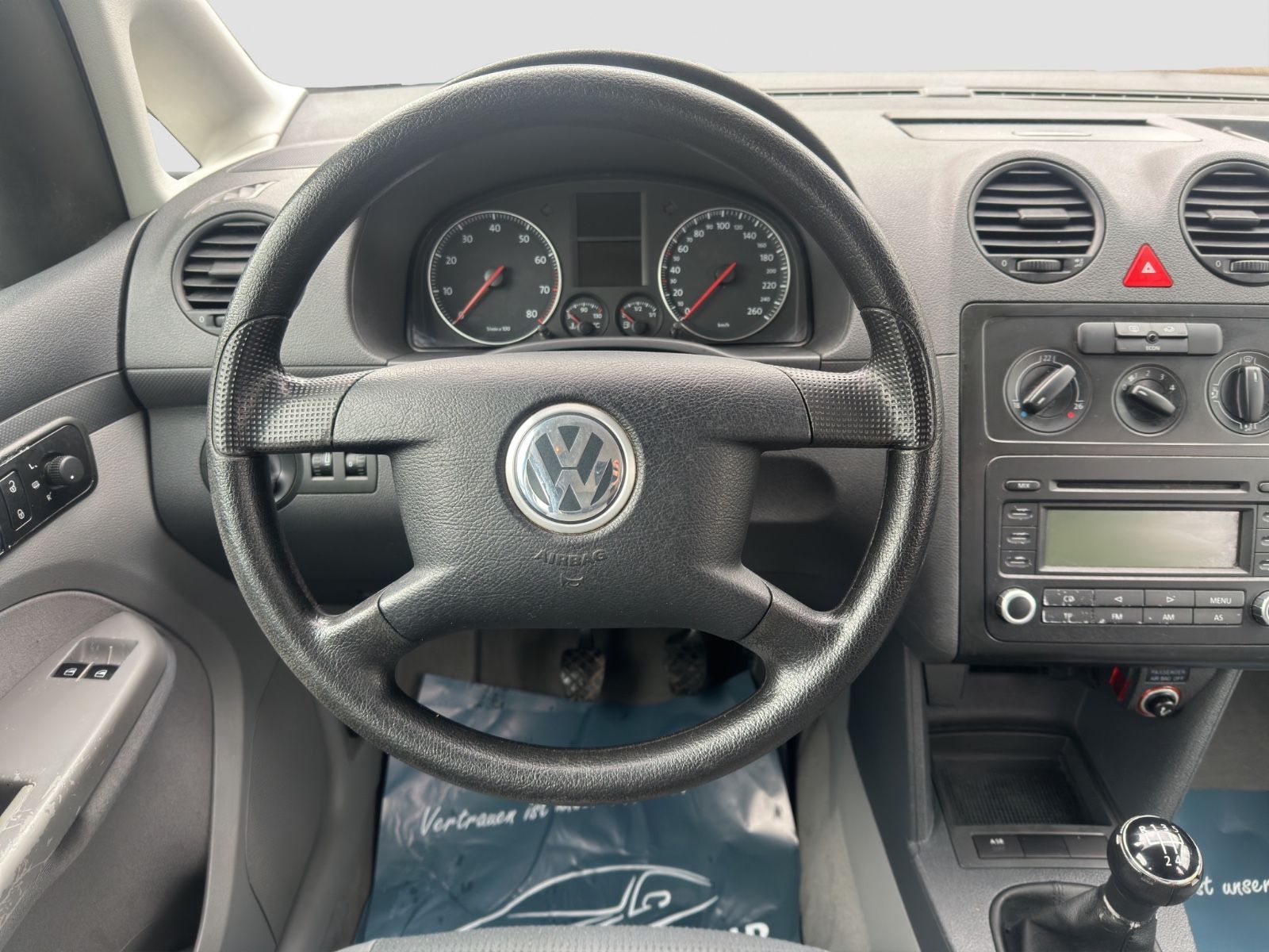 Fahrzeugabbildung Volkswagen Caddy Life/Klima/7-Sitzer/TÜV-07.2027/