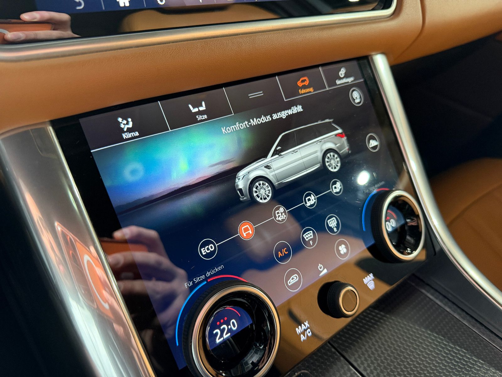 Fahrzeugabbildung Land Rover Sport HSE Dynamic D300/PANO/KAMERA/MERIDIAN