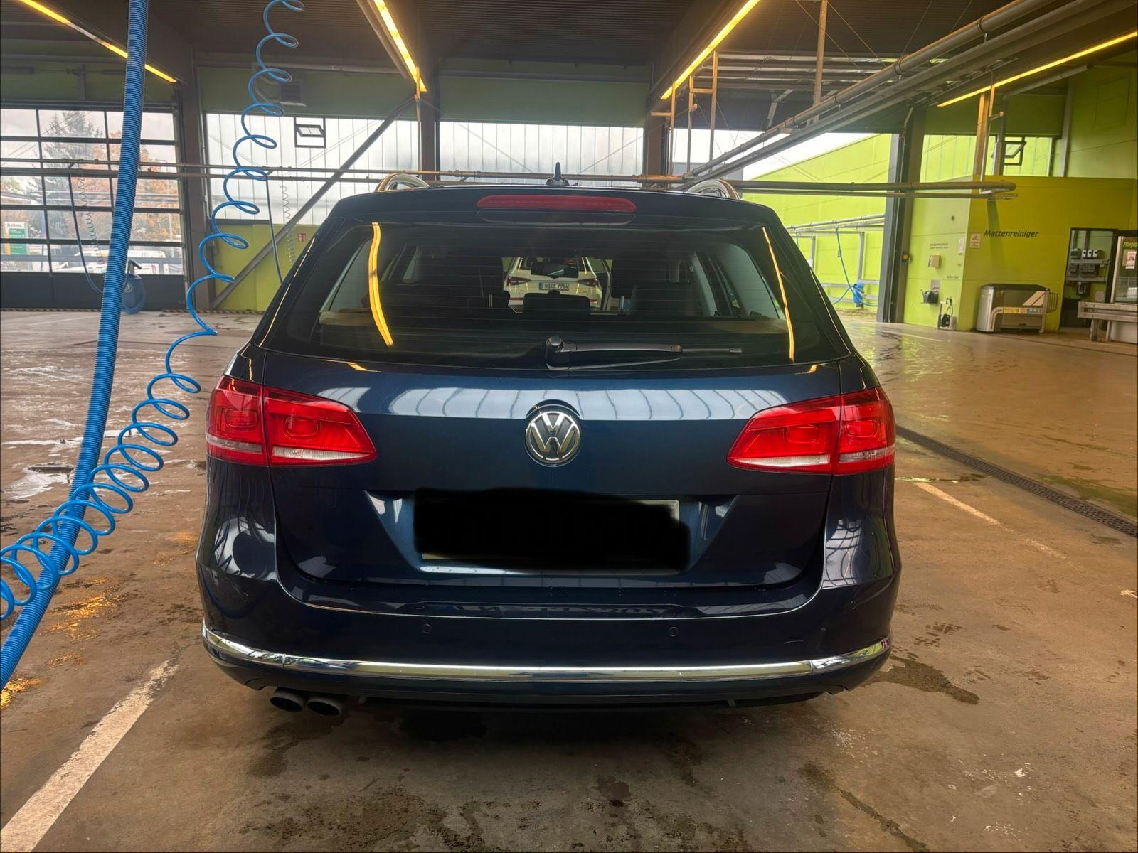 Volkswagen Passat 2012 — photo 6