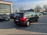 Volkswagen Sharan 1,4 HU+SERVICE NEU/7SITZER/AHK/KLIMA/SH - Volkswagen Sharan mit Benzin-Antrieb: Limousine