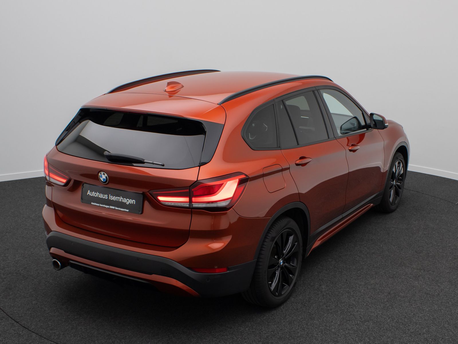 Fahrzeugabbildung BMW X1 xD25e Sport Line H/K Memory ParkAss DAB Leder