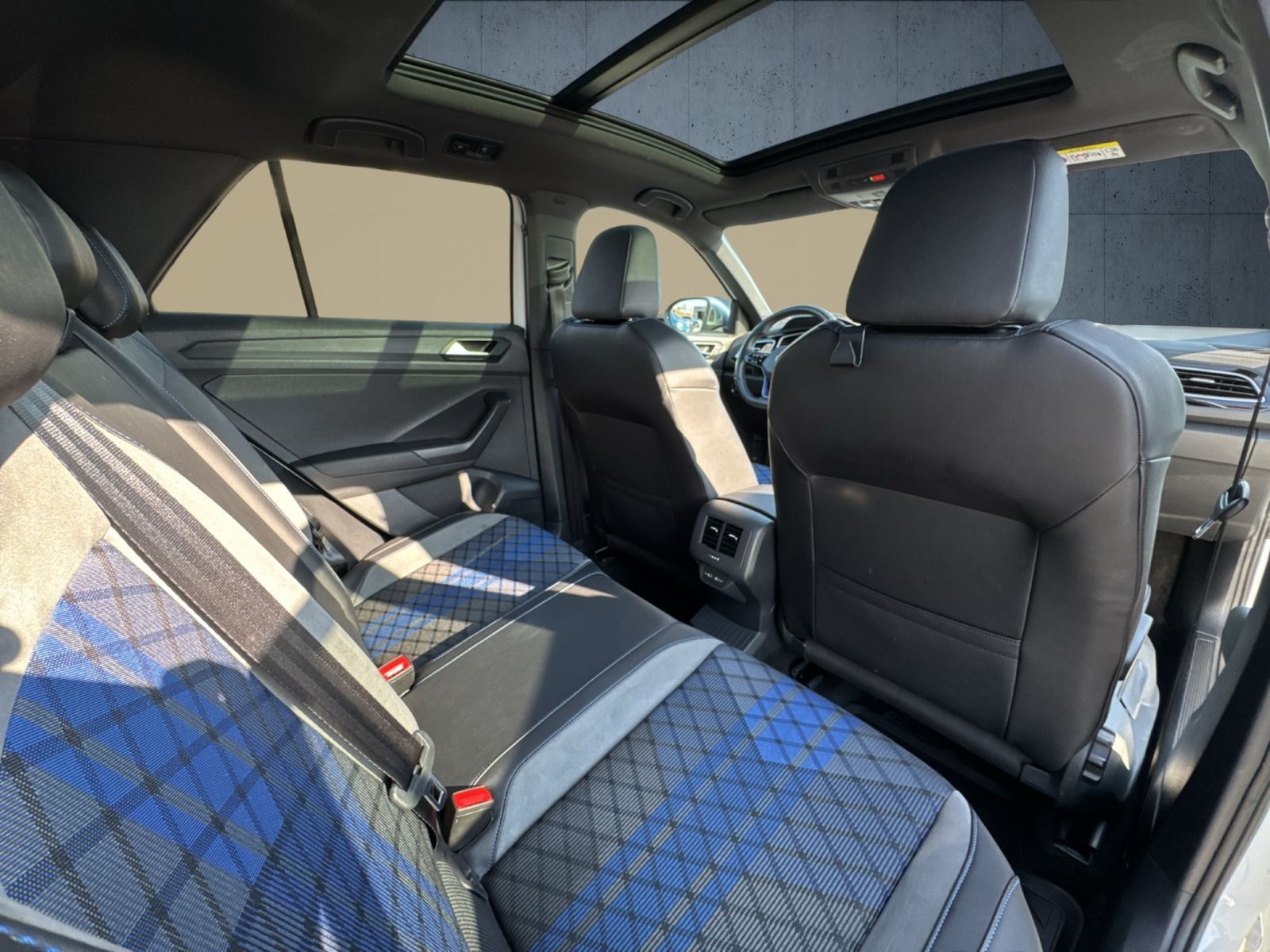 Volkswagen T-Roc - Bild 20