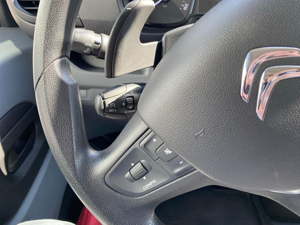 Fahrzeugabbildung Citroën Jumpy M Diesel 145 S&S EAT8 *8-Sitzer*Kamera*