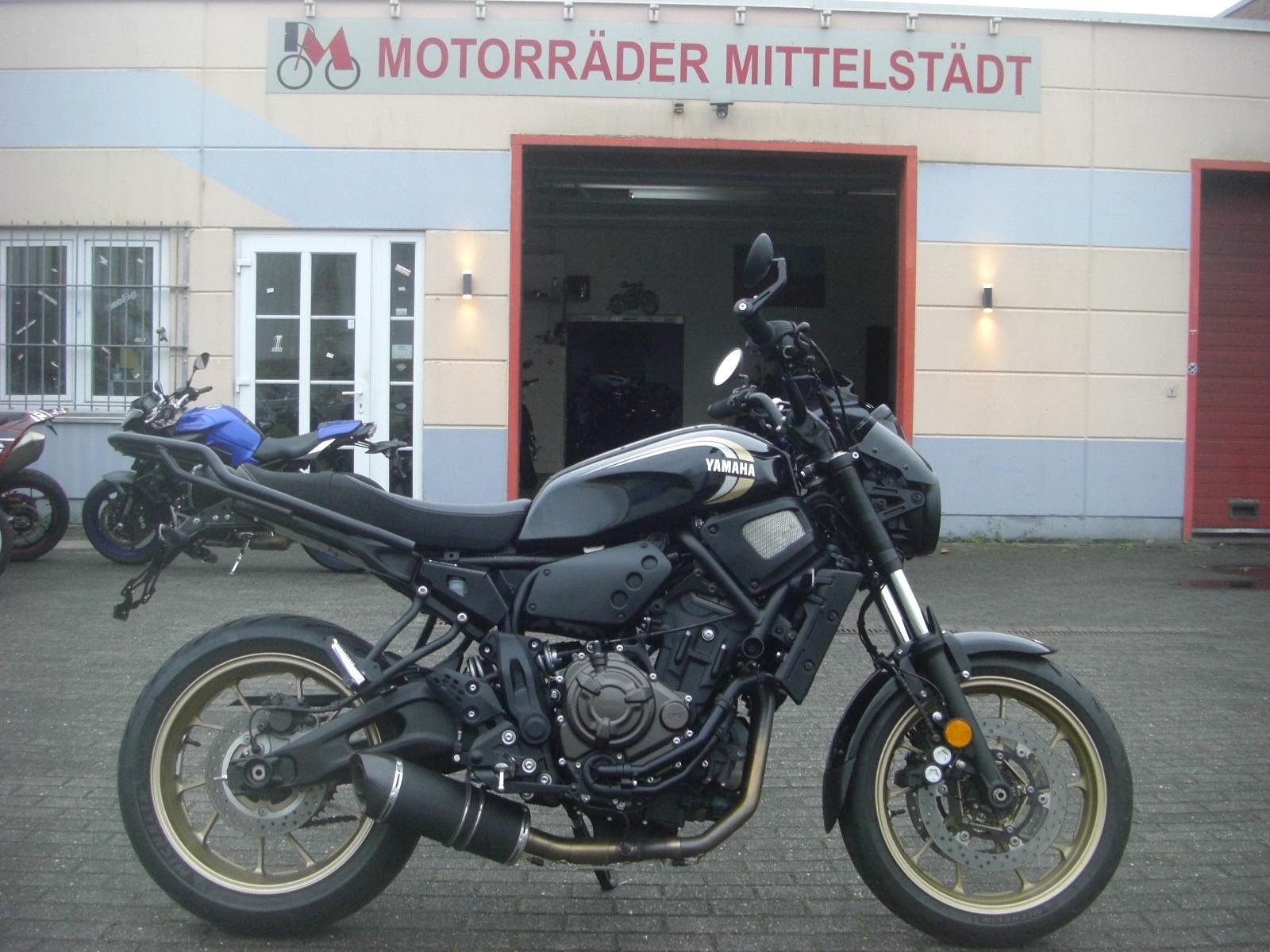 Yamaha XSR 700 ABS   LEOVINCE 11000 KM
