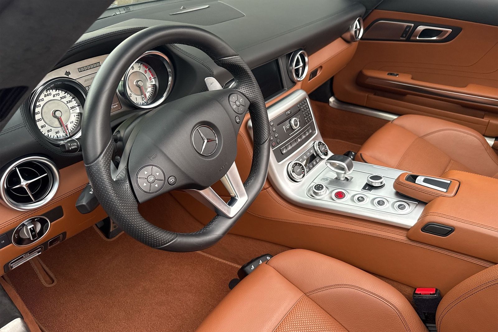 Fahrzeugabbildung Mercedes-Benz SLS AMG Roadster*Flechtleder*B&O*Top Zustand
